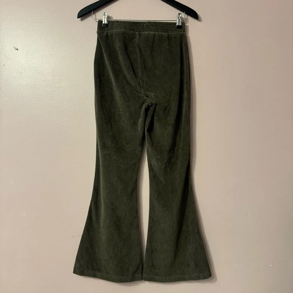 Aerie Groove-On Rib Velour Flare Pant Nomad Olive  Size XS Short - Picture 8 of 9